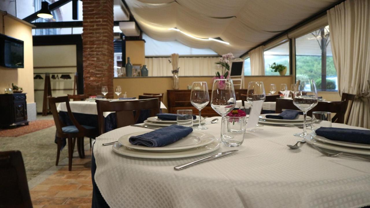 La Regibussa - Hotel Ristorante Asti Bagian luar foto
