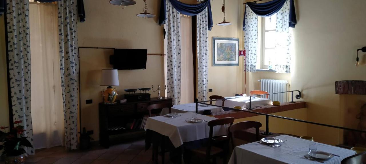 La Regibussa - Hotel Ristorante Asti Bagian luar foto