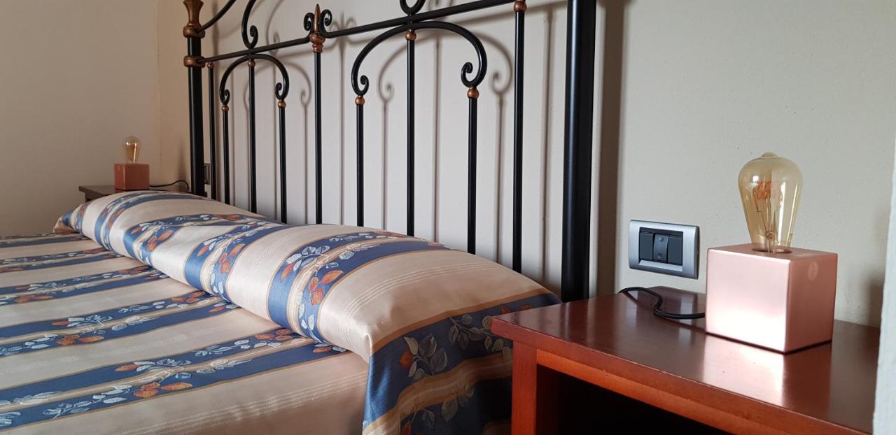 La Regibussa - Hotel Ristorante Asti Bagian luar foto