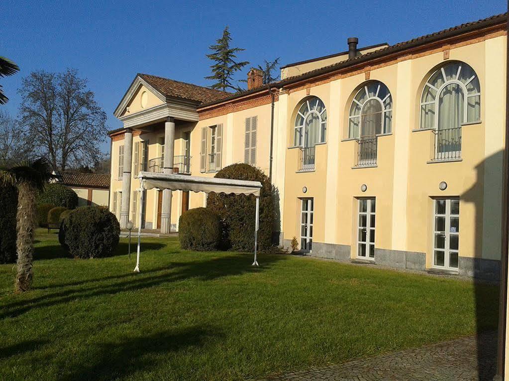 La Regibussa - Hotel Ristorante Asti Bagian luar foto